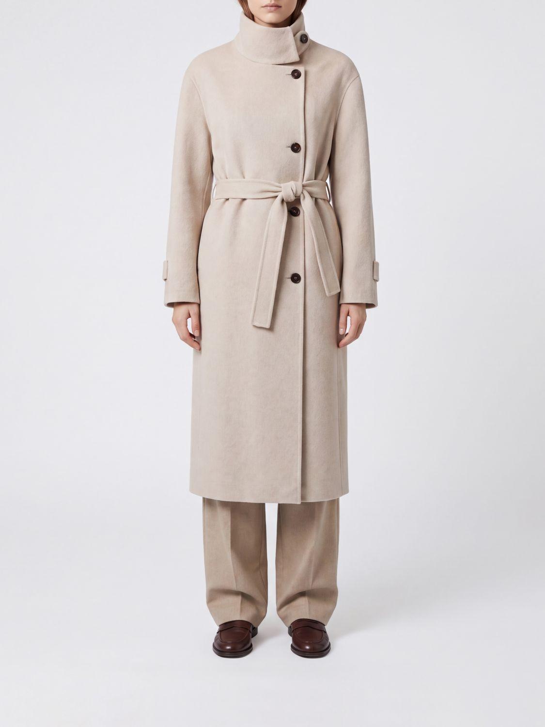 Double-Breasted 100% Cashmere Coat with a Waist Belt