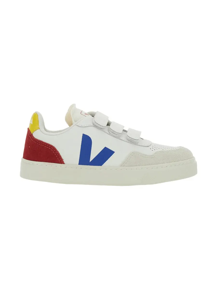 V-90 Sneaker